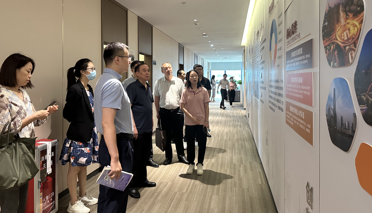 國(guó)信小貸赴粵普再貸、盈峰普惠調(diào)研交流